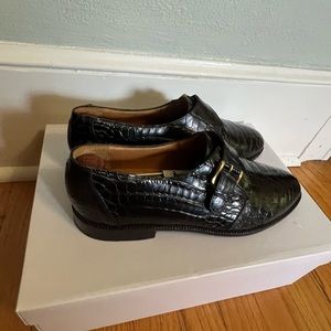Vintage 1970s alligator shoes. Genuine alligator. Only worn 3 times. Size 9M.